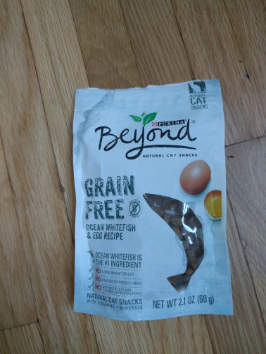 beyond natural cat snacks - Product - en