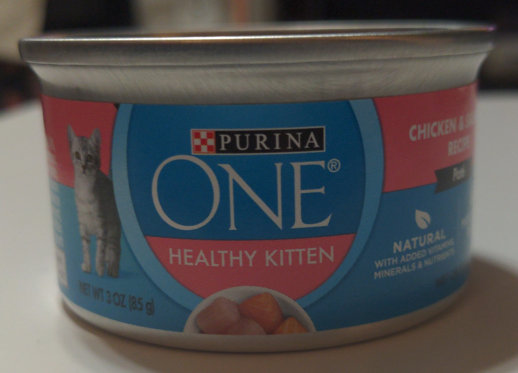 Purina One Healthy Kitten Chicken and Salmon Recipe - Product - en