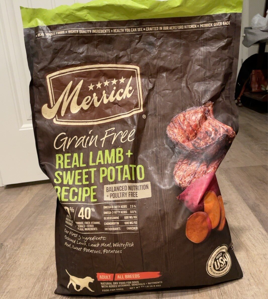 Lamb and Sweet Potato Dog Food - Product - en