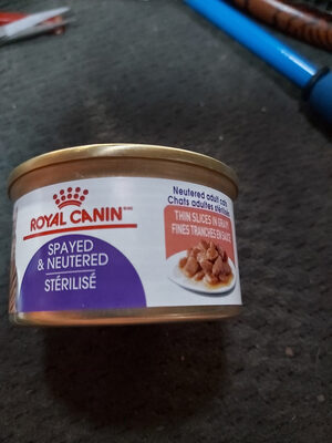 Royal Canin spayed and neutered, thin slices in gravy. - Product - en