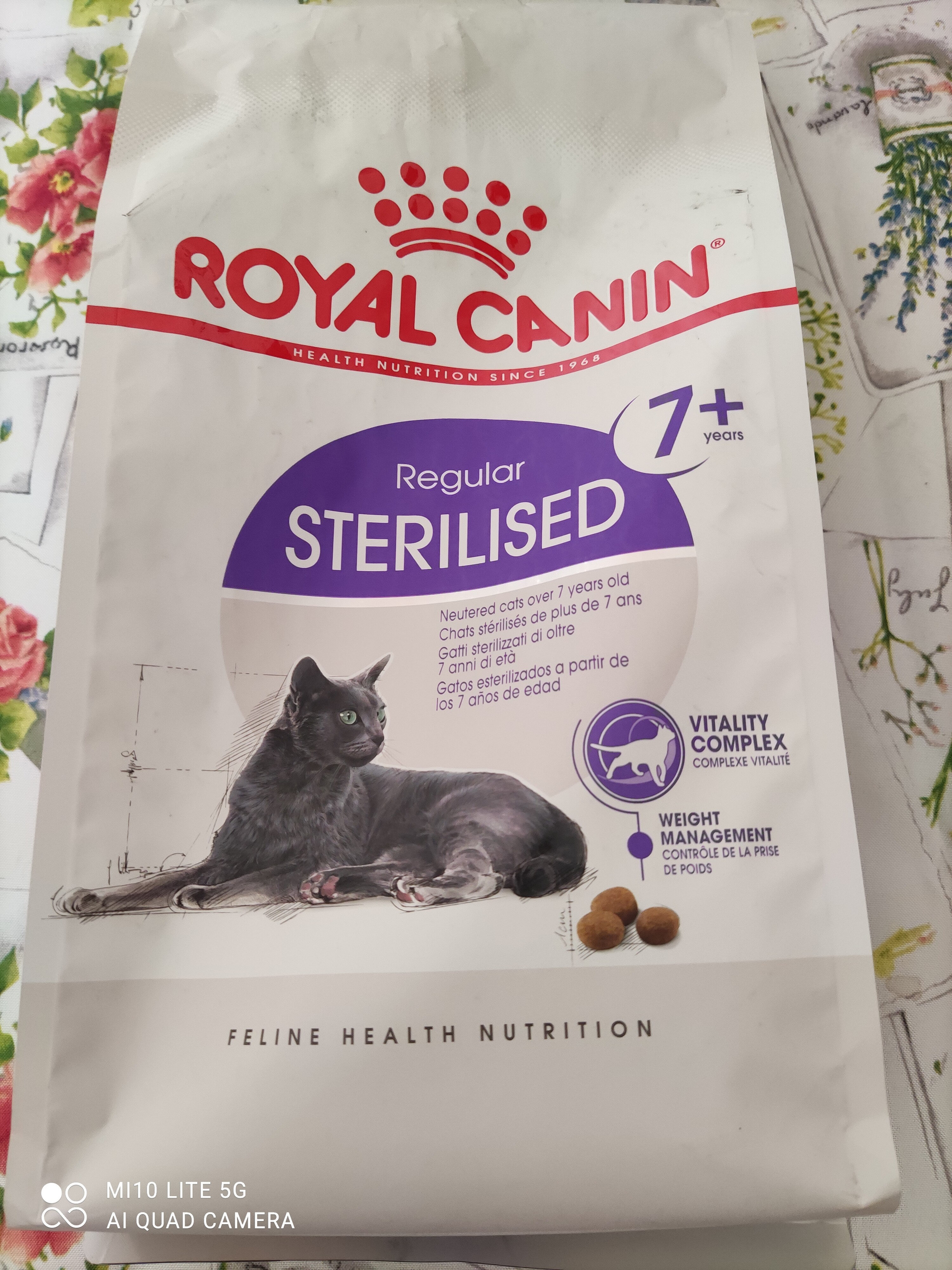 royal Canin sterilised 7+ - Product - it