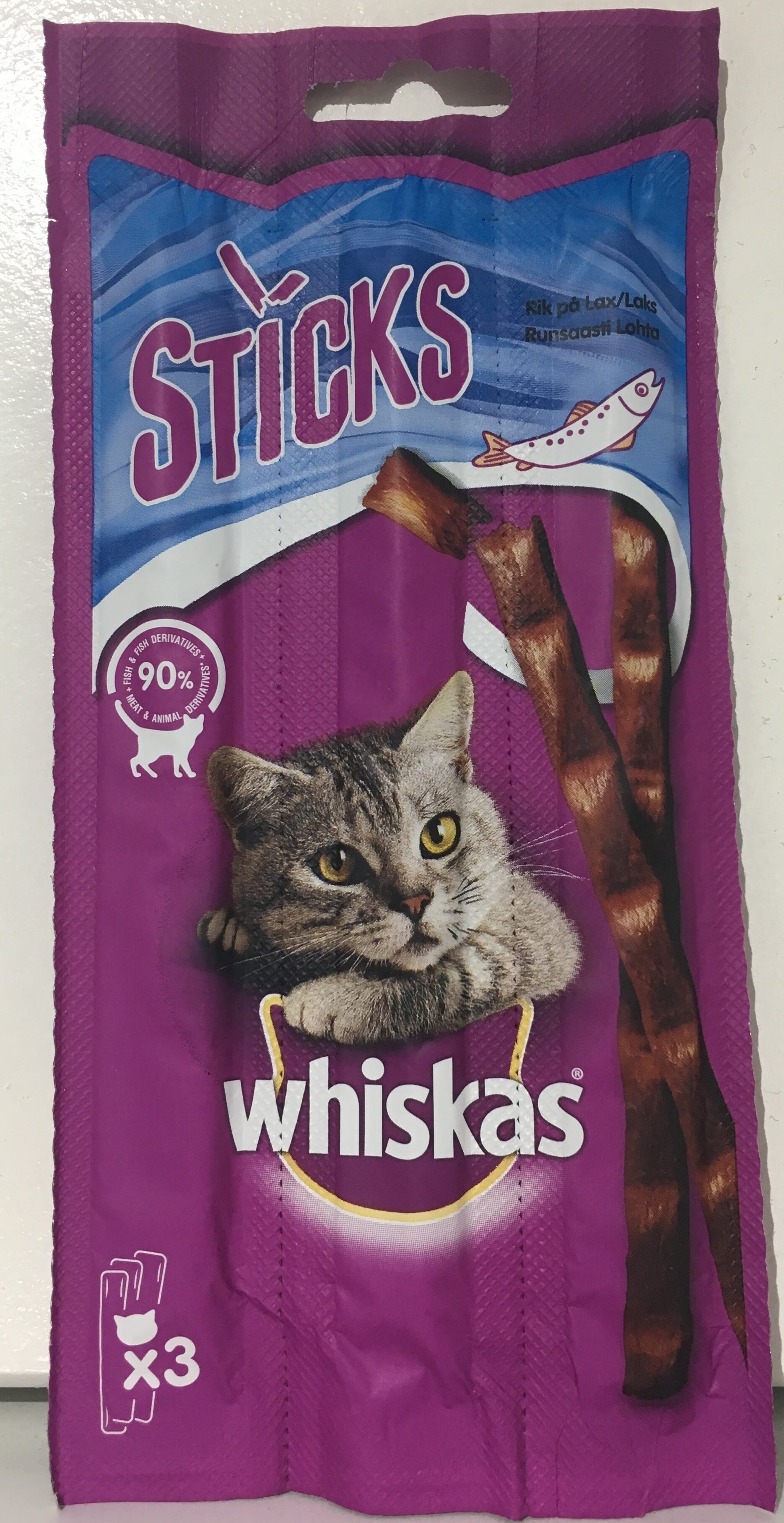 Whiskas Au Saumon 3 Sticks - Produit - fr
