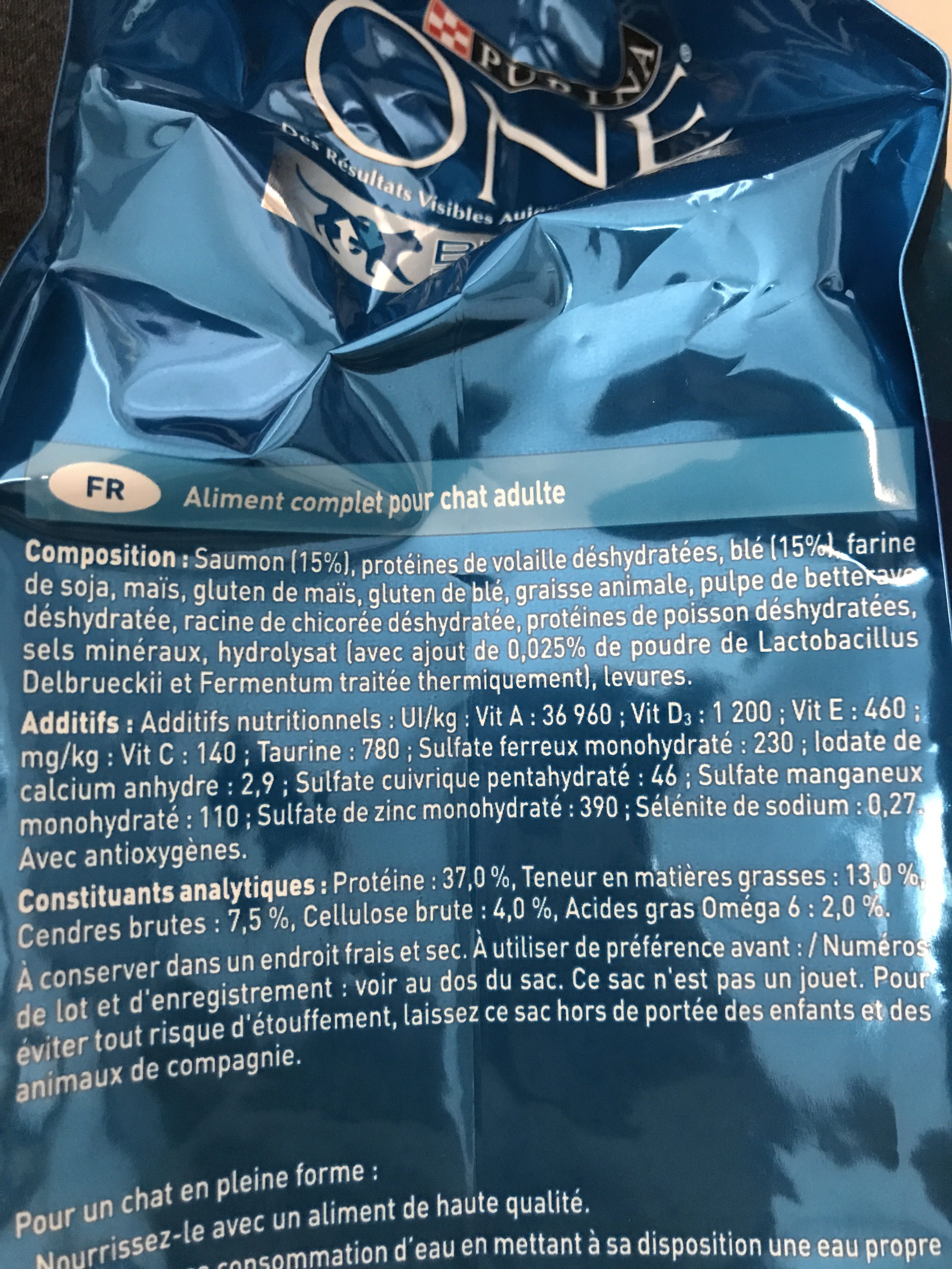 Purina One - Croquettes Au Saumon Et Blé Pour Chat Adulte Stérilisé - 3KG - Ingredients - fr