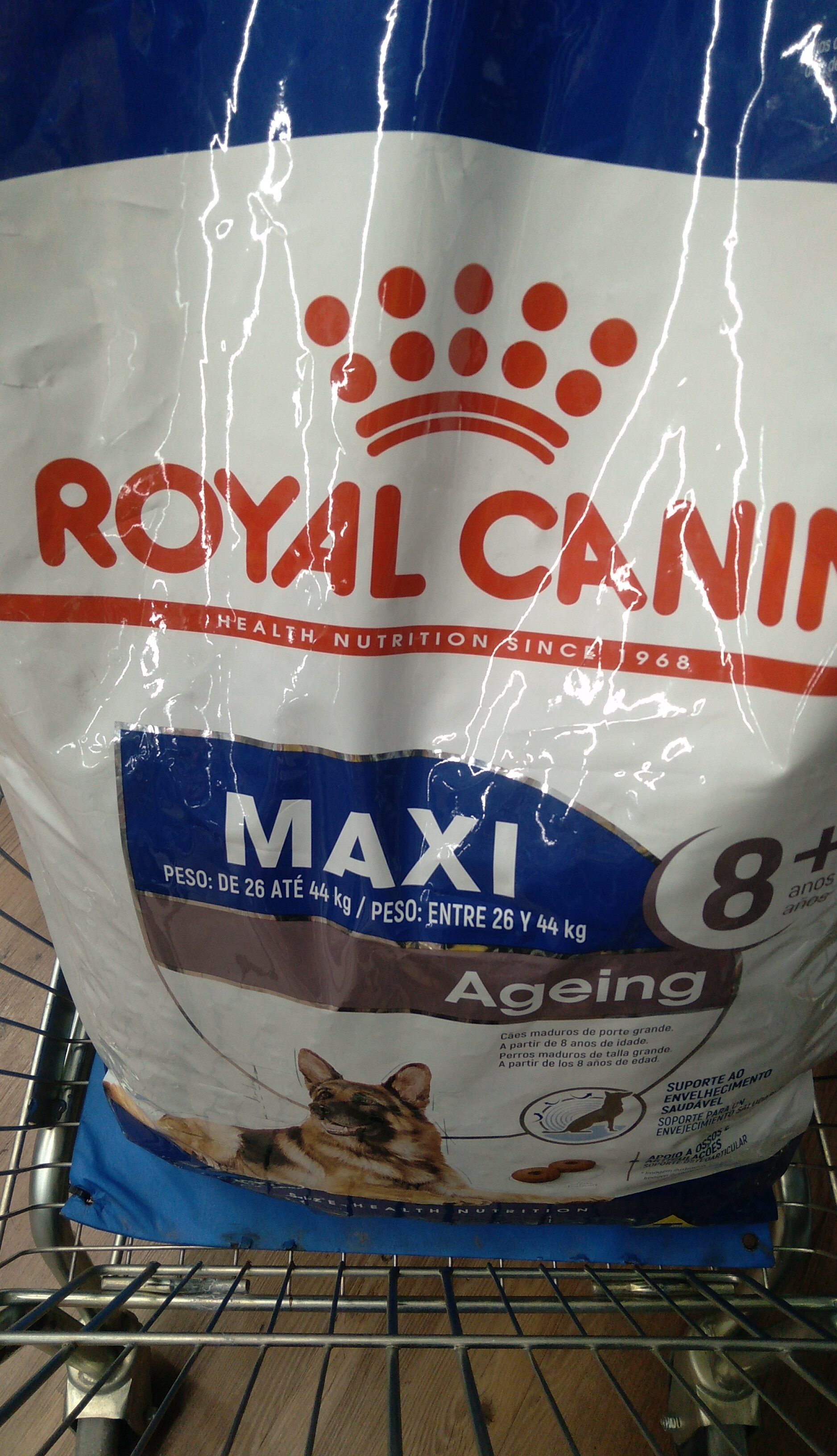 Royal Canin 15kg Maxi Ageing +8 - Product - pt