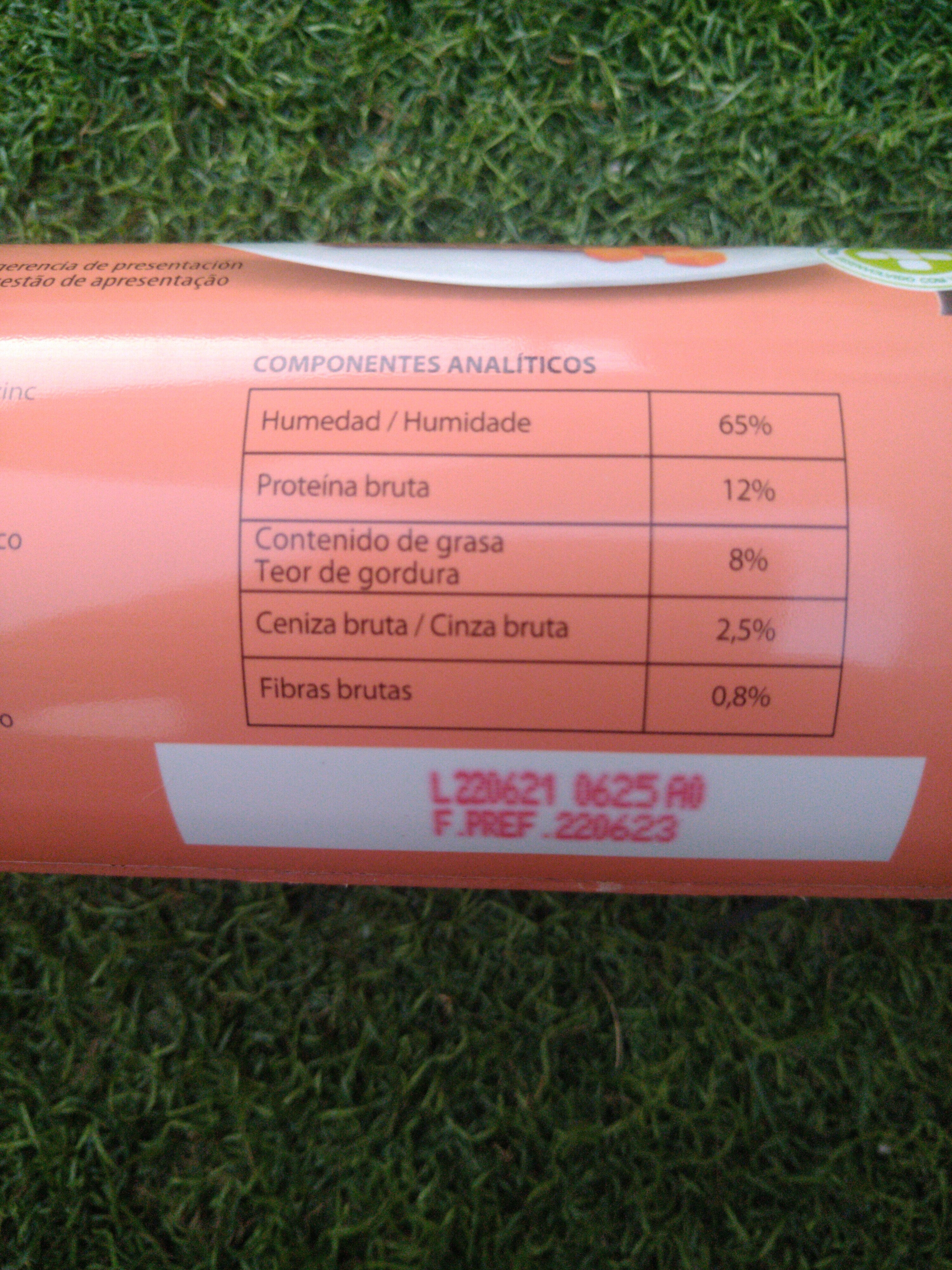 Salchicha con ternera y zanahoria - Nutrition facts - es
