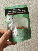 Snacks rellenos con salmón - Product - es